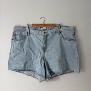 Abercrombie & Fitch Light High Rise Loose Short